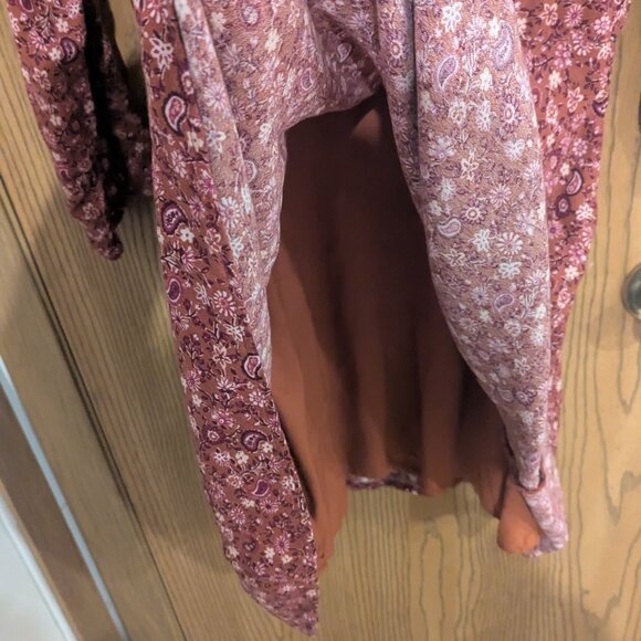 Hollister Tie Front Floral and Paisley Dress-SIze 09 - Picture 5 of 5